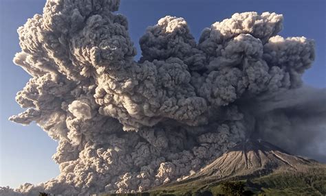 indonesia volcanic eruption 2021